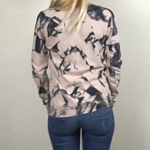 Volcom tie-dye long sleeve‎ small/10 - Picture 9 of 9